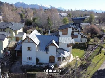 Casa · 182m² · 7 Ambientes · 1 Cochera · Casa Apta Credito Melipal