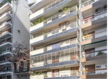 Departamento de 5 ambientes, Barracas · Venta Depto 5 Amb + Dep. de Servicio. Cochera y Baulera en Barracas