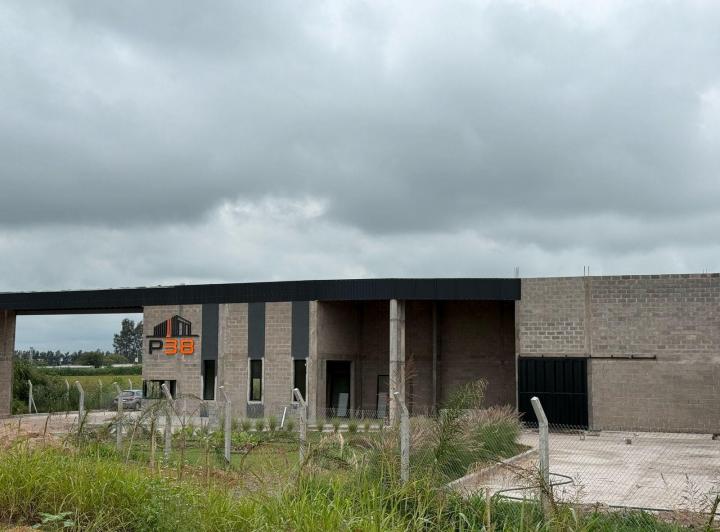 Bodega-Galpón · 300m² · 1 Ambiente