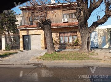 PH · 115m² · 4 Ambientes · PH en Lomas de Zamora Oeste