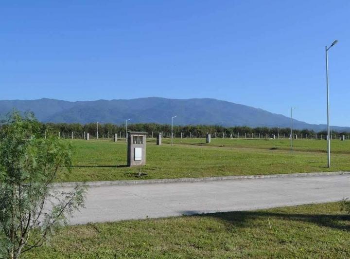 Terreno · 300m²