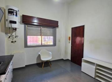Departamento · 24m² · 2 Ambientes · Excelente PH Muy Luminoso en Villa Raffo