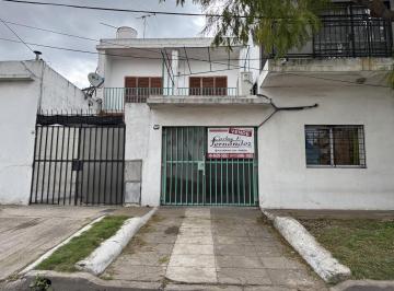 PH · 50m² · 3 Ambientes · PH de 3 Ambientes en Barrio Gaona
