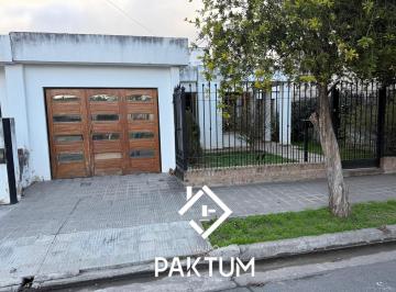 Foto · Excelente Oportunidad Casa 3 Dorm en Barrio Poeta Lugones