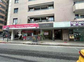 Local comercial · 20m² · 2 Ambientes · Alquiler | Mariano Fragueiro | B° Centro | Local | Vidriera