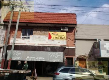 PH · 130m² · 4 Ambientes · PH en Lanús Oeste