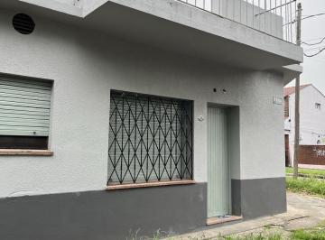 PH · 90m² · 3 Ambientes · 1 Cochera · PH con Entrada Independiente Sin Expensas 3 Amb Patio y Garage