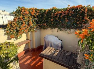 Departamento · 53m² · 3 Ambientes · 3 Amb - Terraza con Parrilla y Deck en Excelente Ubicación