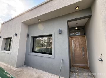 Casa · 150m² · 4 Ambientes · Casa Venta en San Pablo
