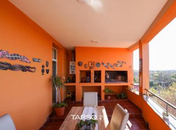 Casa · 880m² · 8 Ambientes · 4 Cocheras · Casa en Venta Mendiolaza - Tres Dorm. Vista - Villa Allende