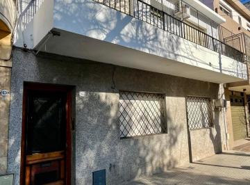Departamento · 65m² · 3 Ambientes · Amplisima Unidad Al Frente con Balcon y Terraza Ropia