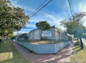 Casa · 200m² · 9 Ambientes · 2 Cocheras · Apta Crédito, Zna Norte, 3 Dor, 2 Bñs, Cochera X 2, Quebrada de Las Rosas!