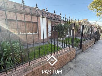 Foto · Imperdible Casa Mas Dpto en B Ate Apta Credito!