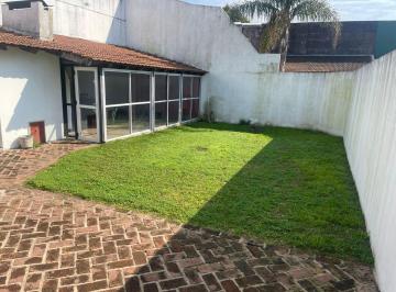 Casa · 221m² · 5 Ambientes · 1 Cochera · Nother 63