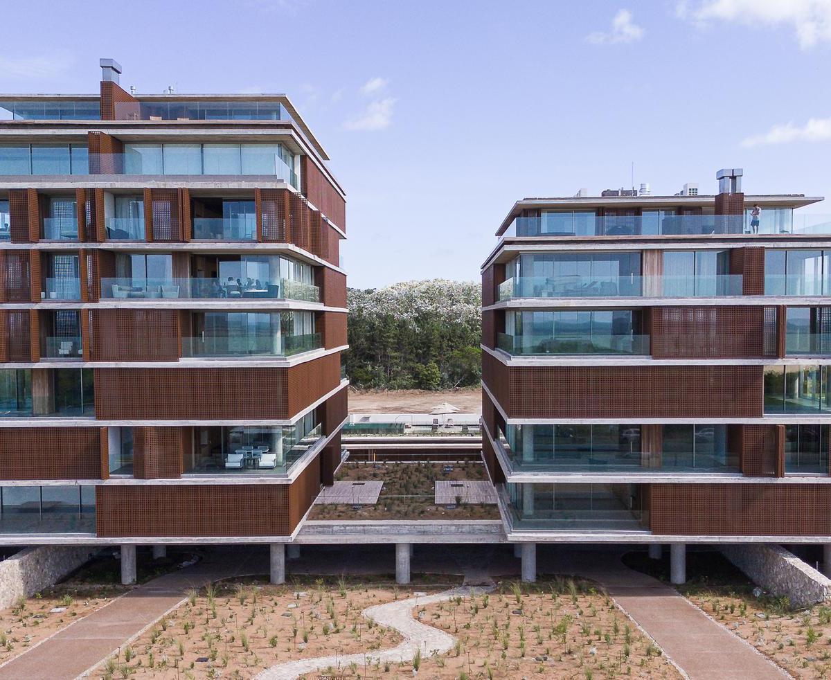 Parada 31 de La Brava, Punta del Este - Brava House, 102 Torre Este
