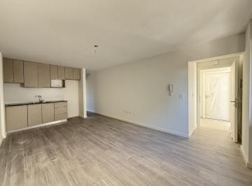 Departamento · 42m² · 2 Ambientes · Departamento de 1 Dormitorio en Venta en Rep. de La Sexta