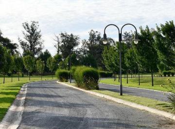 Terreno · 2000m² · Adg. Venta de Lote Interno en Everlinks Golf