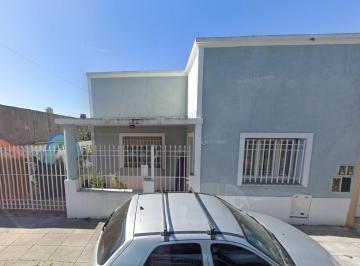 Casa de 5 ambientes, La Matanza · Casa Maericana de 5 Ambientes Multifamiliar - a Reciclar