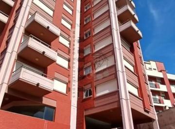 Departamento · 31m² · 2 Ambientes · Oportunidad en Villa Gesell: 2 Amb. Amoblado con Cochera - Edificio PH II