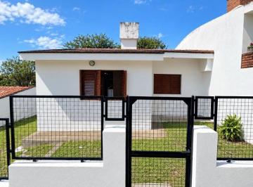 Casa de 3 ambientes, Unquillo · Casa en Venta - Unquillo
