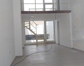 Local comercial · 47m² · 2 Cocheras · Local. españa 2700 (Entre Colon y Brown). Dos Cocheras Descubiertas