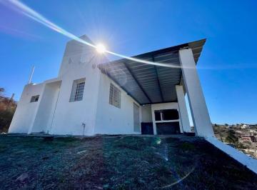 Casa · 42m² · 2 Ambientes · 1 Cochera · Casa en Venta, Estancia Vieja, un Dormitorio, Cochera 1000 m² de Lote. a 10' de Villa Carlos Paz