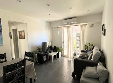 Departamento de 3 ambientes, Caballito · Venta Dpto 3 Amb Apto Credito Frente Parque Rivadavia 2 Dorm Baño C/hidromasaje
