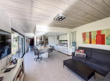 Casa · 265m² · 5 Ambientes · 2 Cocheras · Venta de Casa 5 Ambientes en Bella Vista