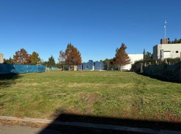 Terreno · 450m² · Adg. Excelente Lote en Barrio Privado Brujas, Pilar