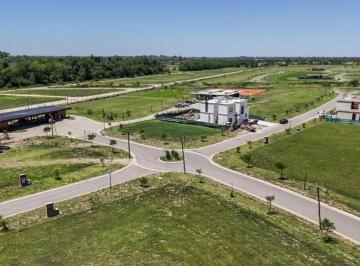Terreno · 600m² · Adg. Oportunidad! en Village Joven, Pueblo Vista