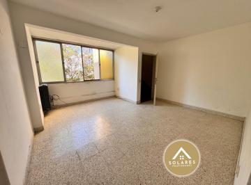 Departamento de 3 ambientes, Esperanza · Departamento a Restaurar en Zona Centro