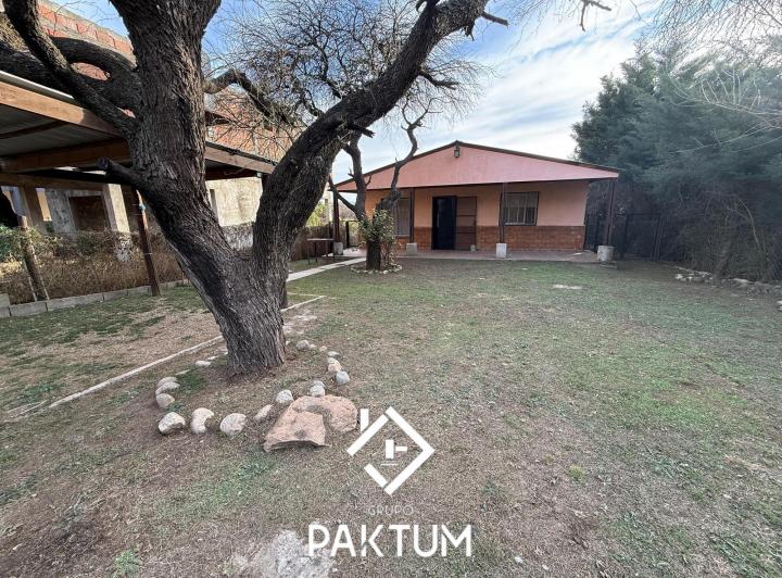 Casa · 110m² · 5 Ambientes · 1 Cochera