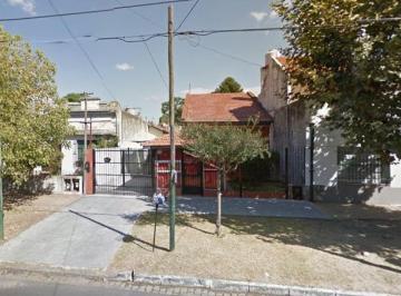 Casa · 135m² · 3 Ambientes · 2 Cocheras · Casa - Lomas de Zamora