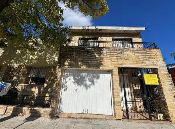 Casa · 189m² · 6 Ambientes · 1 Cochera · Casa en Venta en San Fernando Apto Crédito, Amplio Terreno!