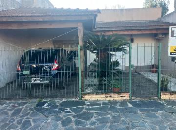 Casa · 140m² · 5 Ambientes · 1 Cochera · Casa en Lote Propio