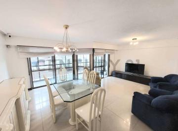 Oficina comercial · 105m² · 3 Ambientes · 2 Cocheras · Venta Semispiso 3 Ambientes C/ Balcon Saliente y 2 Cocheras. Zona La Perla