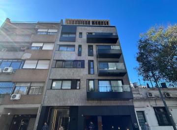 Departamento · 122m² · 4 Ambientes · Departamento en Flores