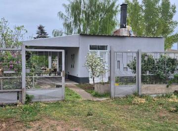 Casa · 98m² · 4 Ambientes · 1 Cochera · Venta de Casa en Barrio Caminos del Sol, Plottier, Neuquén.