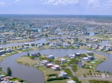 Terreno · 800m² · Lote Al Agua en El Canton Islas