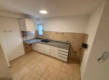 Departamento · 94m² · 2 Ambientes · Departamento en Venta Centro 2 Dorm con Pileta