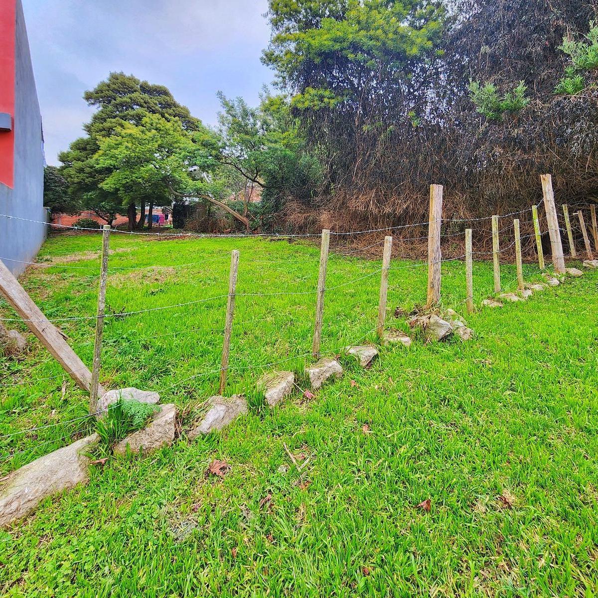 Lote 379m² en Reserva Forestal y Barrio Parque Las Dalias