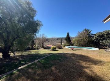 Casa · 245m² · 5 Ambientes · 2 Cocheras · En Venta Casa Costa Azul Villa Carlos Paz