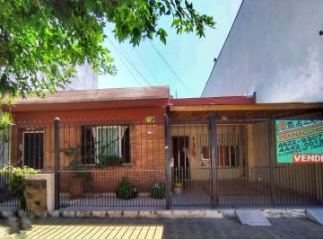 Casa · 120m² · 4 Ambientes · 1 Cochera · Casa en Ciudad Madero
