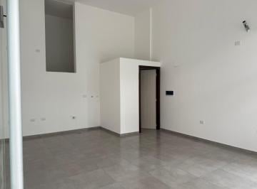 Local comercial · 36m² · Venta y Alquiler de Local Comercial en Paseo Quattro