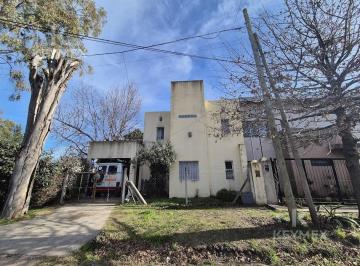 Casa · 79m² · 3 Ambientes · 2 Cocheras · Casa en Venta Pilar 3 Ambientes Sin Expensas