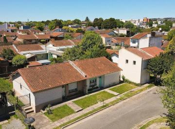 Casa · 78m² · 4 Ambientes · Alquiler Casa Barrio Jardin Tandil