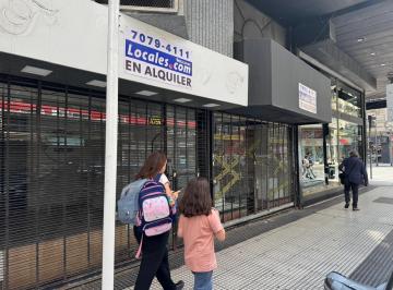 Local comercial · 65m² · Rodriguez Peña y Santa Fe - Barrio Norte Local 3,5 X 7 m Entrepiso y Subsuelo