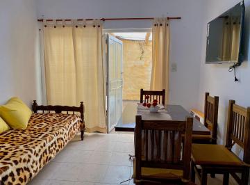 Departamento · 45m² · 1 Dormitorio · Departamento Amoblado con Patio Propio. Centro Oeste