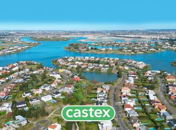 Terreno · 849m² · Lote Al Agua en Venta con Financiacion en Casuarinas, Nordelta