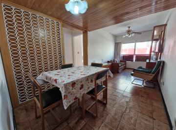 Departamento · 65m² · 3 Ambientes · Apartamento en Peninsula. 2 Dorm.